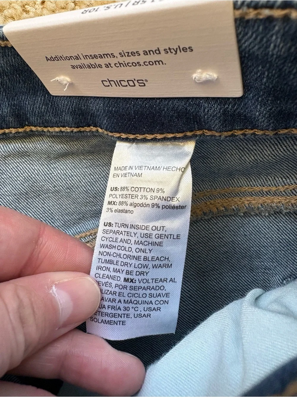 NWT Chico’s Skinny Bootcut Jeans Medium Wash‎ Stretch Denim Size 1.5R US 10R